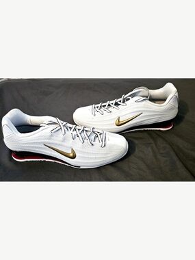 Nike Women’s Shox Z White Metallic/Gold Sneakers Size 7.5 NWOB HQ7540-100